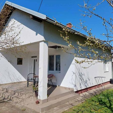 Apartman Dijelovi Bijeljina Exterior photo